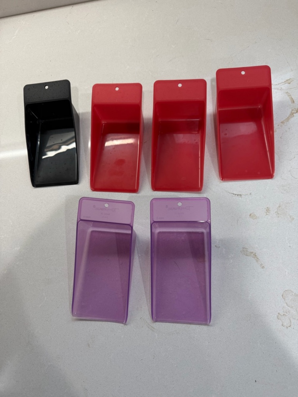 Assorted Plastic Wedge Scoops - Red, Black & Purple wedge scoops lot of 6! New